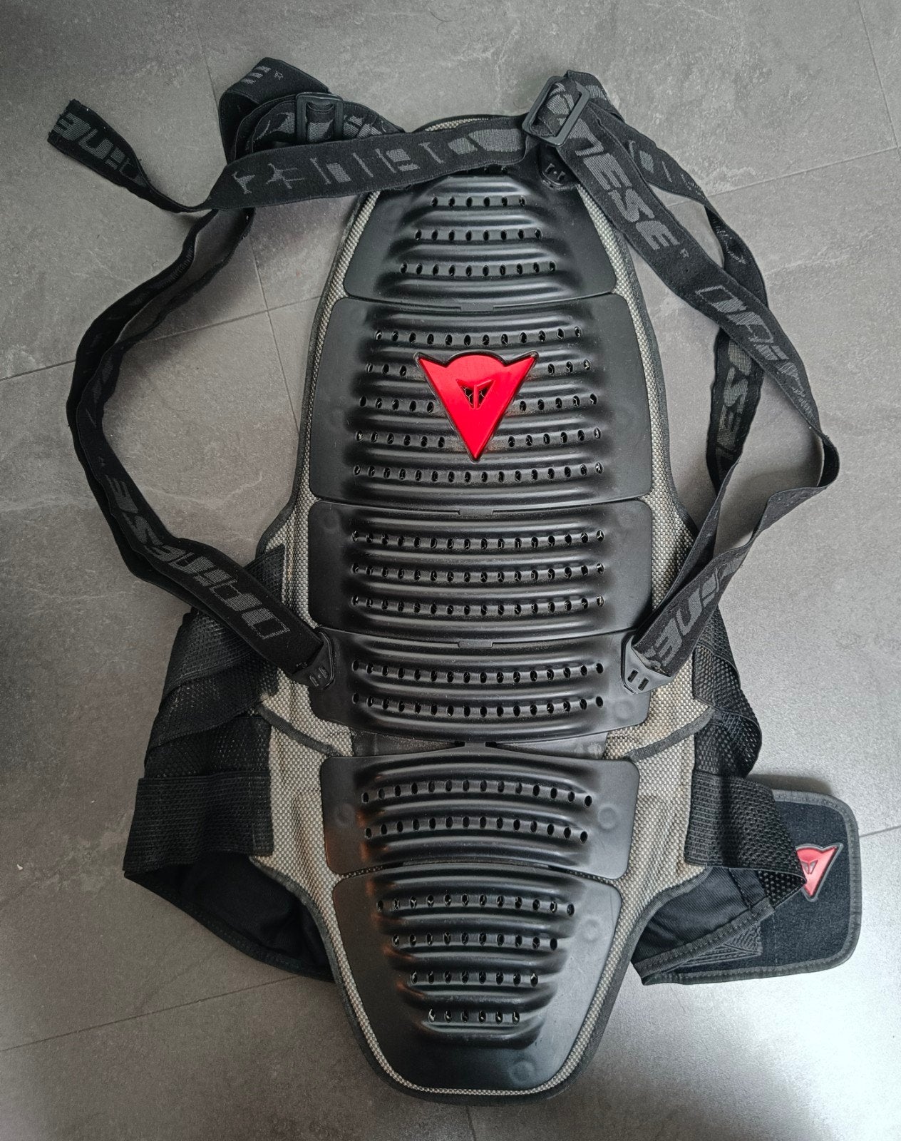Dainese W11 D1 air rugbeschermer maat M, Dainese, Overige typen, Dames, Ophalen of Verzenden
