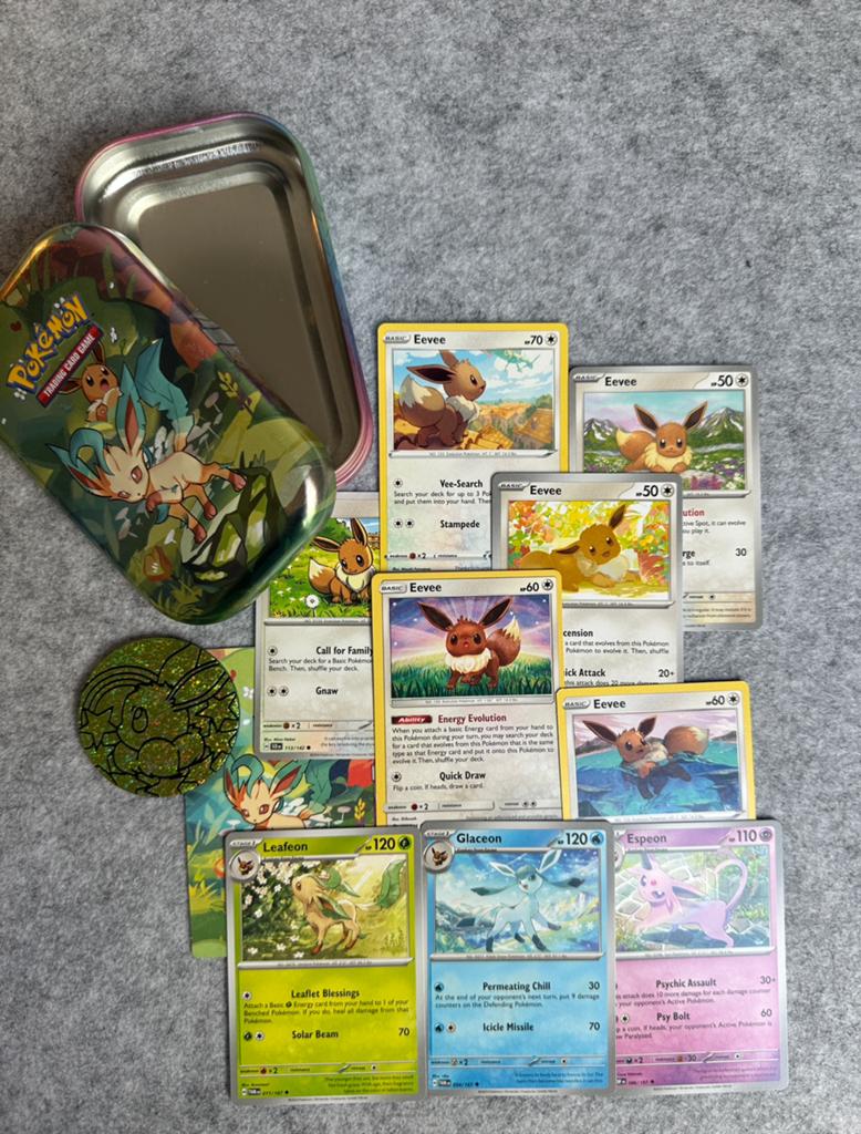 Ultieme Eevee & Eeveelutions Collectie met Munt & Blik, Ophalen, Zo goed als nieuw
