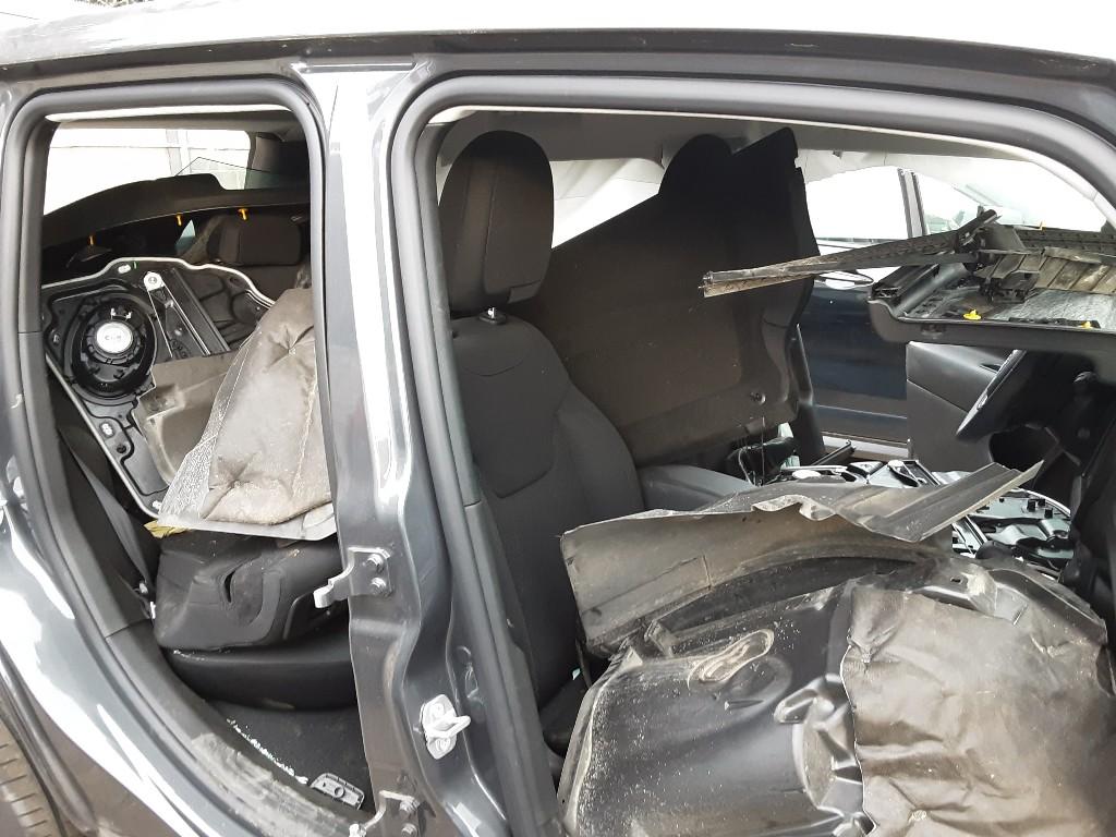DIVERS MONTANT PORTE C D Jeep Renegade (BU), Jeep, Mevr. I. Hauben, Utilisé, Rue de l'Espoir 34 34
4030  GRIVEGNÉE, BE
