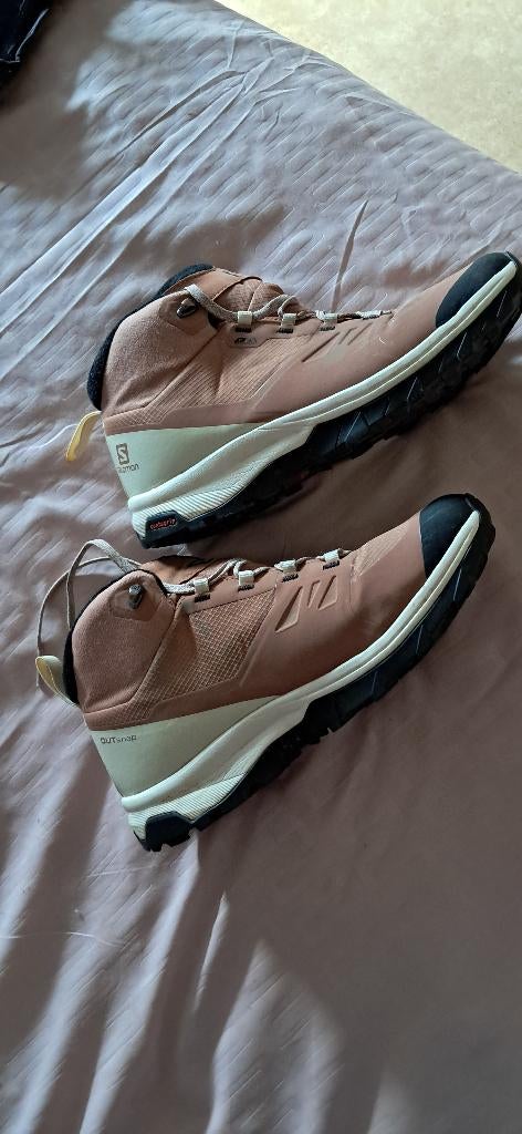 Salomon femme 41 1/3, Ophalen, Schoenen, Salomon, Zo goed als nieuw