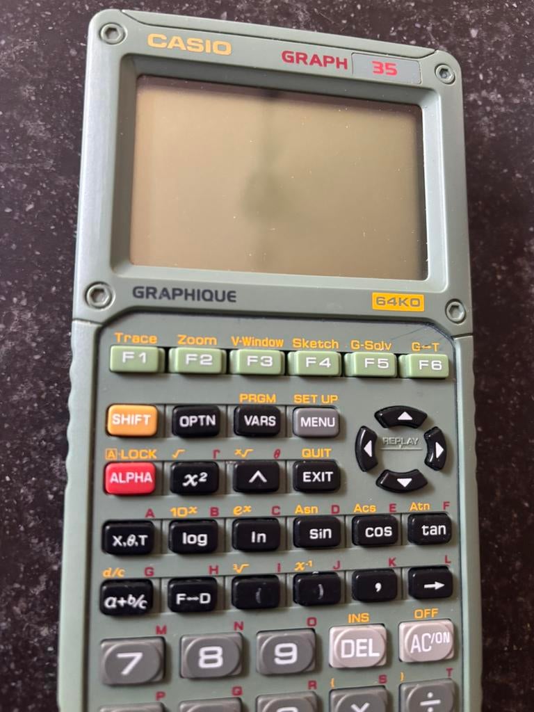 Casio Graph 35, Divers, Calculatrices, Enlèvement, Comme neuf