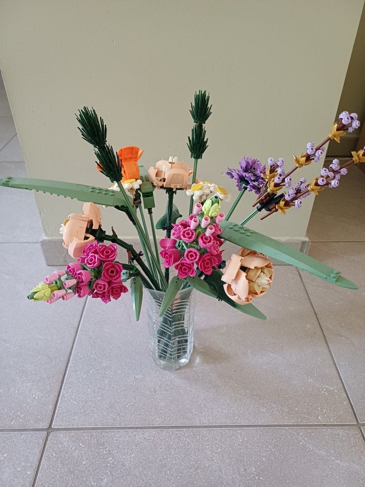 Bloemen van Lego, Enlèvement