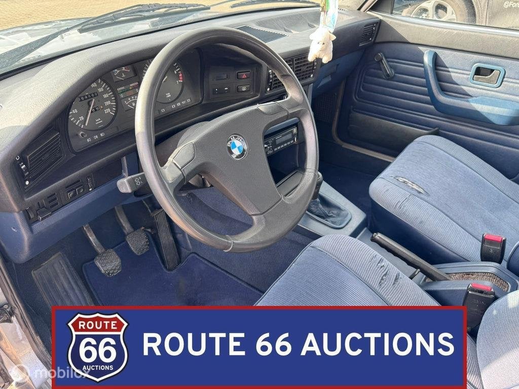 BMW 518i | 1985 | Route 66 Auctions, Autos, Oldtimers & Ancêtres, Achat, Entreprise, Boîte manuelle, Autre carrosserie