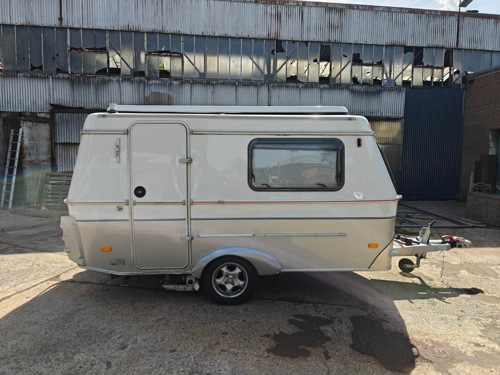 Caravane eriba touring gt 230 puck, Caravans en Kamperen, Caravans, Particulier, Eriba, Ophalen