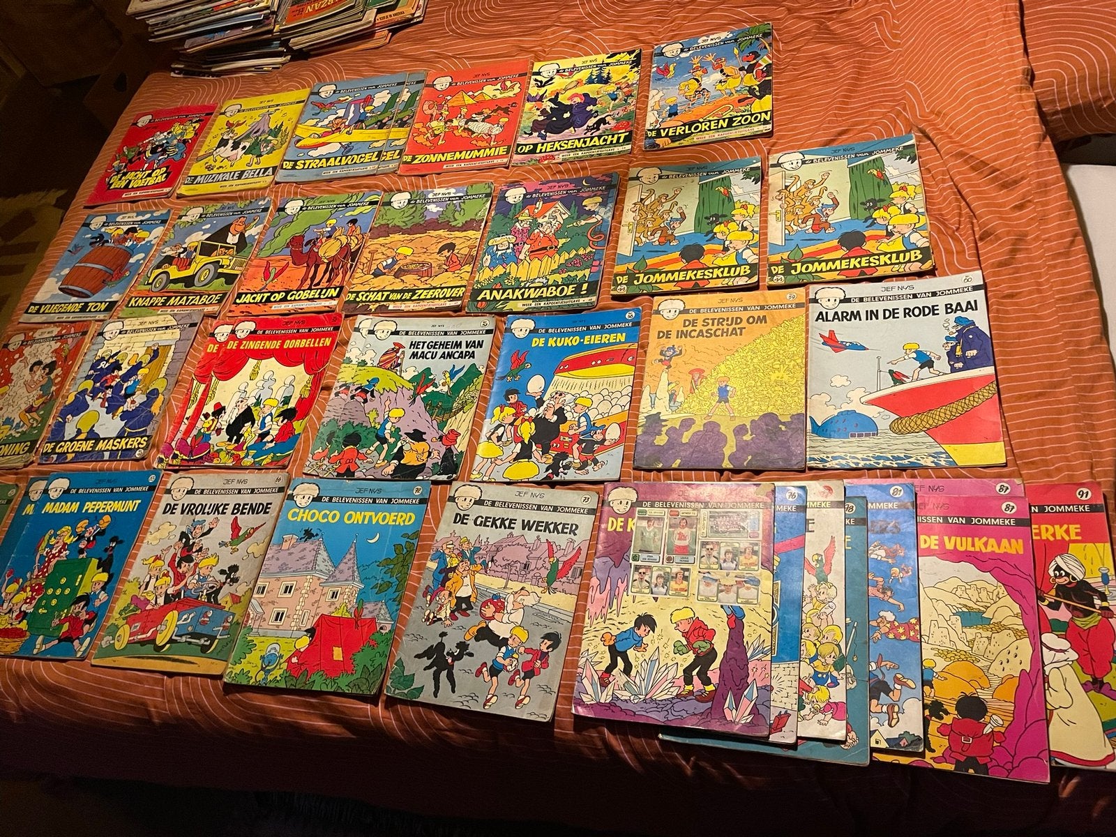 Doos vol oude stripboeken 27kg, Boeken, Stripverhalen, Complete serie of reeks, Ophalen, Gelezen