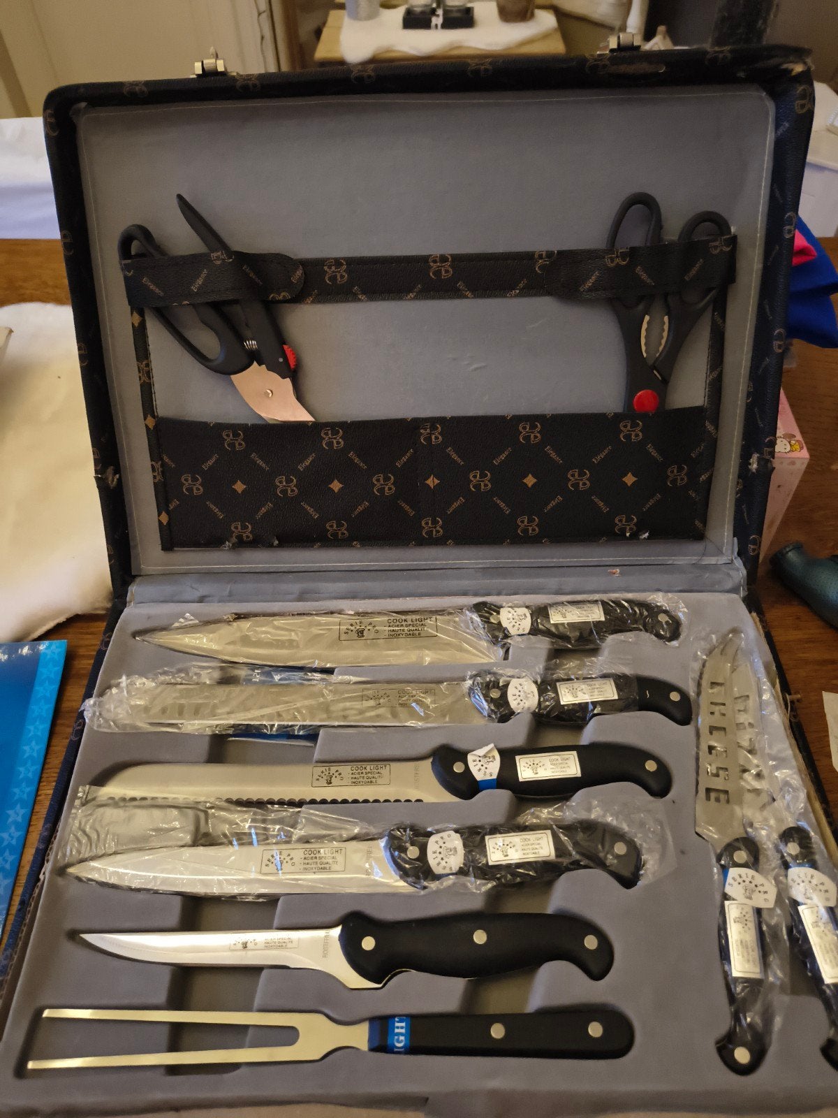 Valise ce couteaux de cuisine professionnels, Maison & Meubles, Cuisine | Couverts, Enlèvement, Comme neuf, Inox ou Chrome, Couteau de cuisine