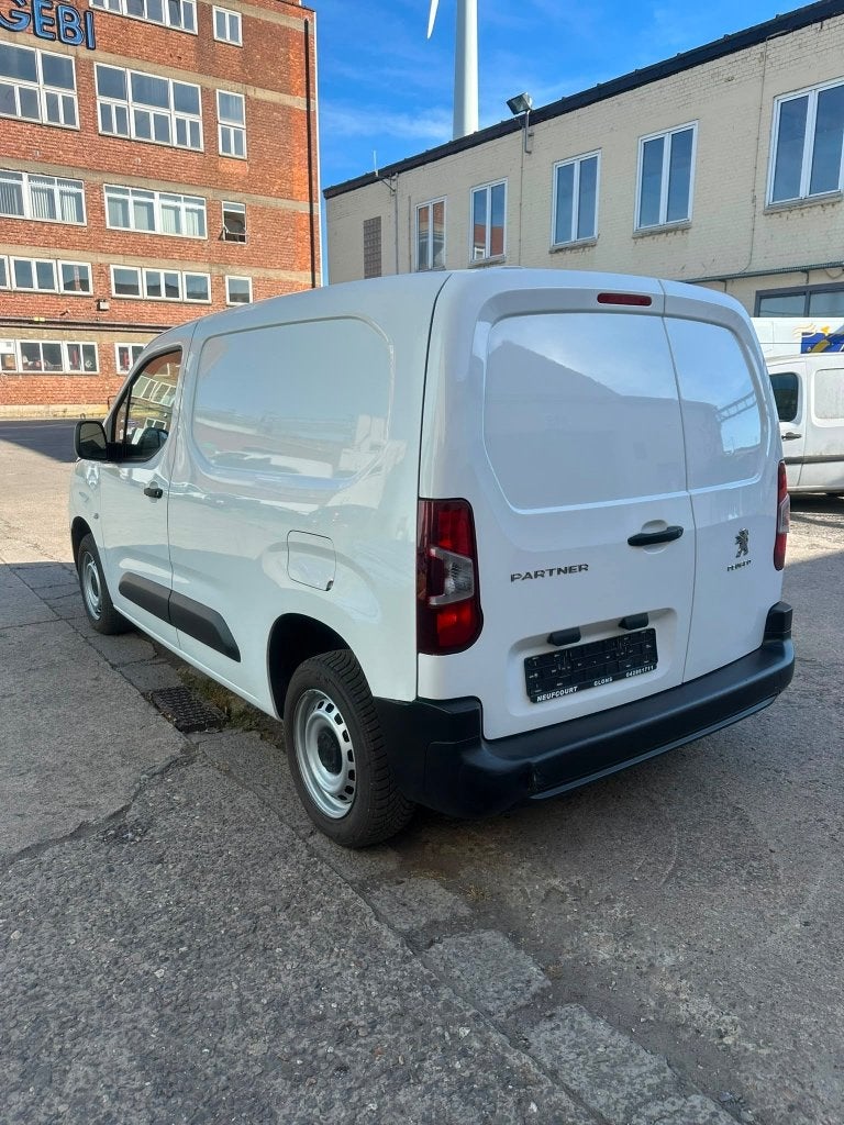 Peugeot Partner 1.5 BlueHDI, Autos, Peugeot, Particulier, Partner, Diesel, Euro 6, 3 portes, Boîte manuelle, Blanc, Noir, Tissu