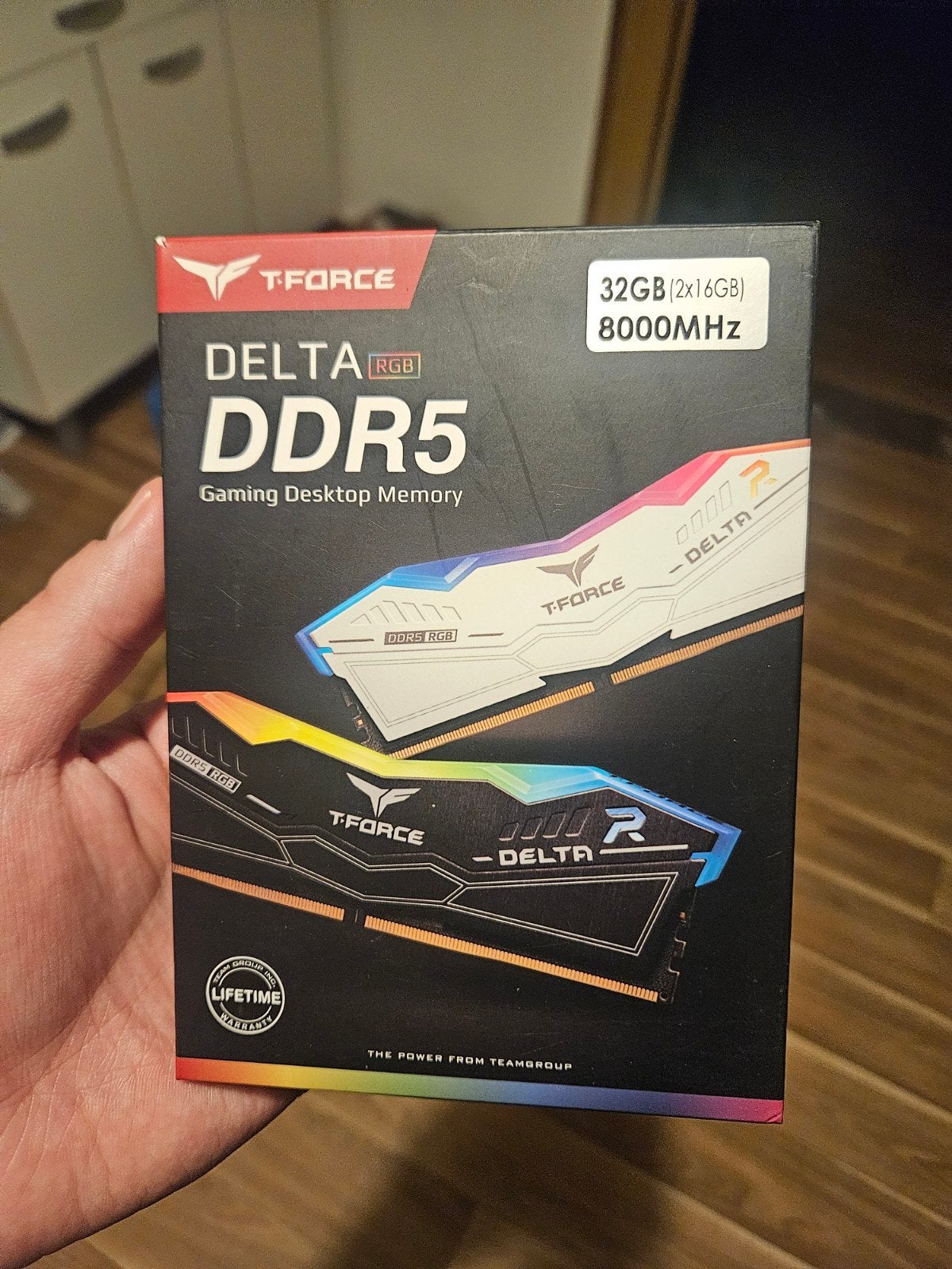 32GB DDR5 8000MHZ !  T-FORCE DELTA RGB !, Computers en Software, RAM geheugen, Ophalen