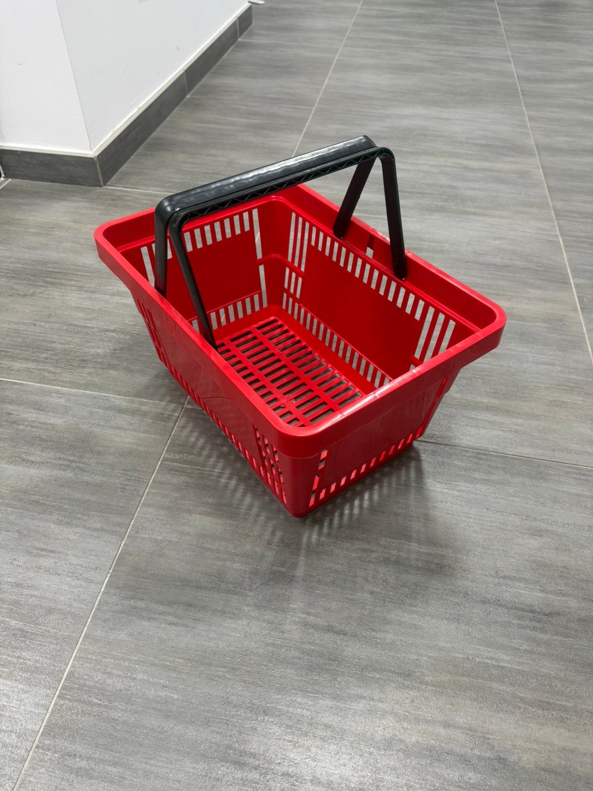 Draagmaand rood, L 40 cm, BR 27 cm, H : 22 cm, 36 stuks, Diversen, Ophalen, Zo goed als nieuw