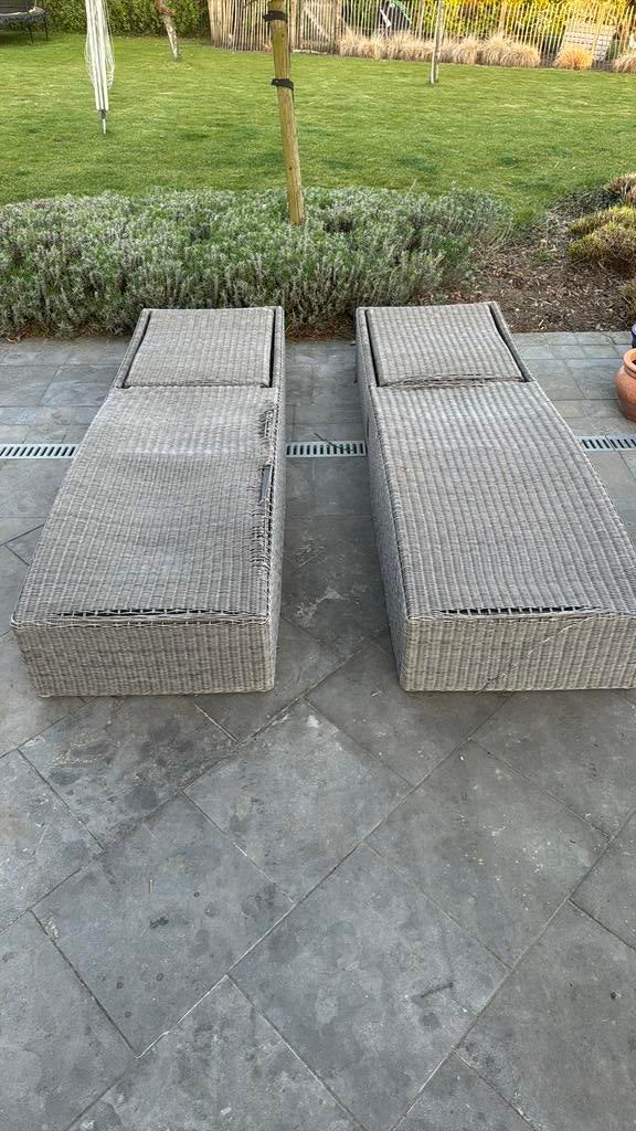 2 wicker ligbedden inclusief kussen, Ophalen, Gebruikt, Wicker, Verstelbaar