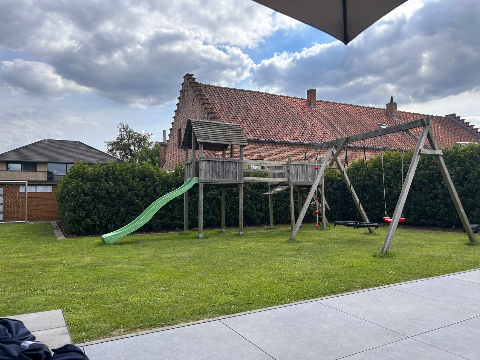 Rex dubbele toren met brug, glijbaan en schommel, Kinderen en Baby's, Speelgoed | Buiten | Speeltoestellen, Ophalen, Gebruikt