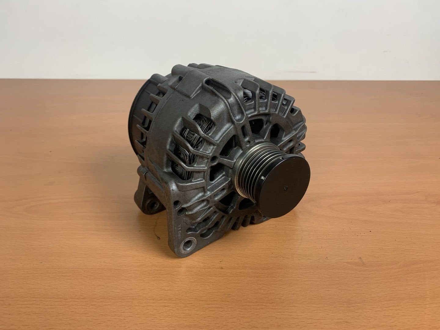 dynamo trafic II / vivaro / primastar 2.0 DCI DSL 8200404459, Auto-onderdelen, Motor en Toebehoren, Nissan, Opel, Renault, Gebruikt