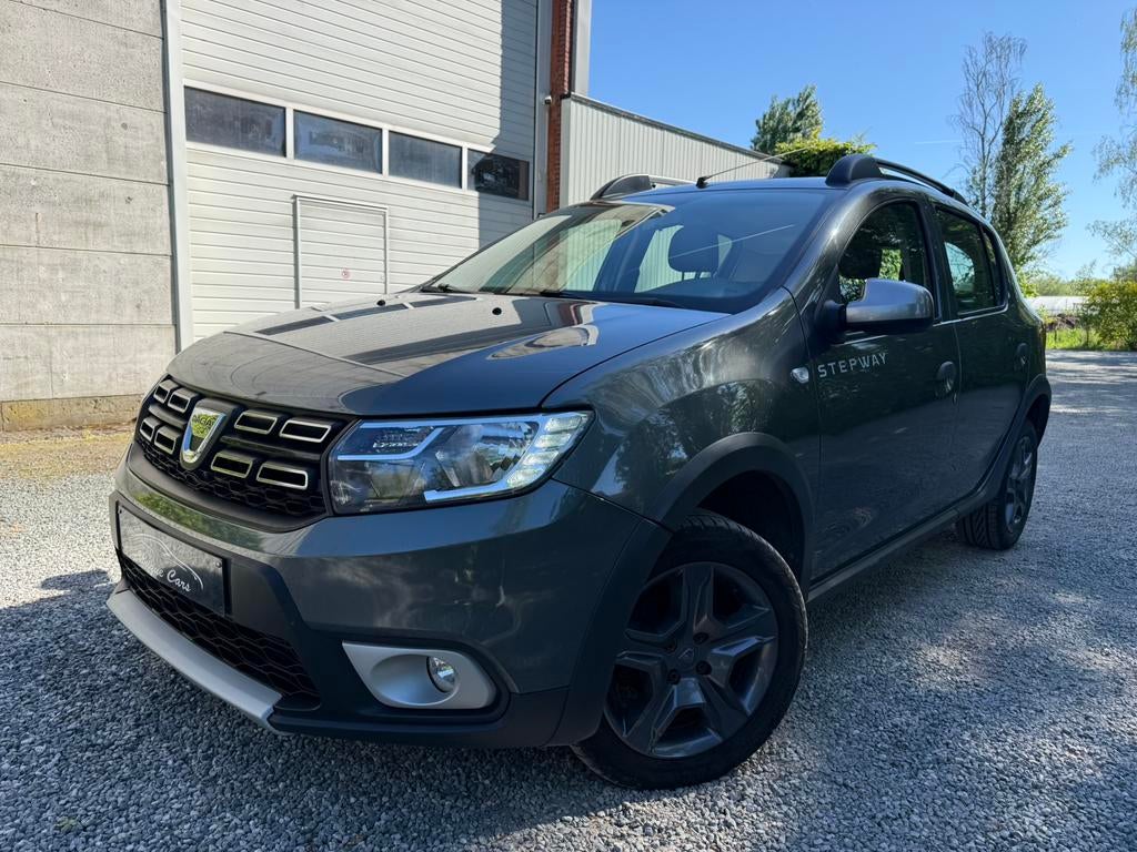 Dacia Sandero Stepway 1.5 DCI Facelift 2017 AC CAM Navi Eu6, Auto's, Parkeersensor, Euro 6, Bedrijf, Diesel