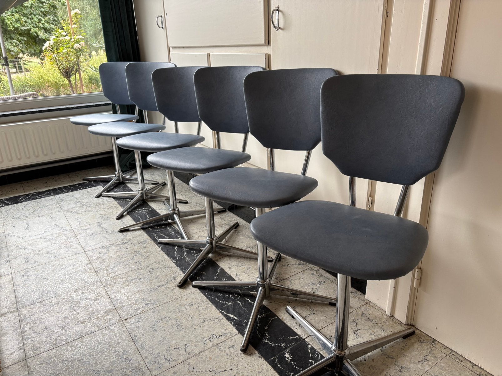 6 vintage, industriële stoelen, Ophalen, Gebruikt, Blauw
