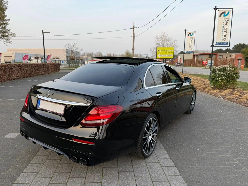 Mercedes E220D AMG Line - TOPSTAAT FULL OPTION, Auto's, Automaat, 4 deurs, Euro 6, Zwart