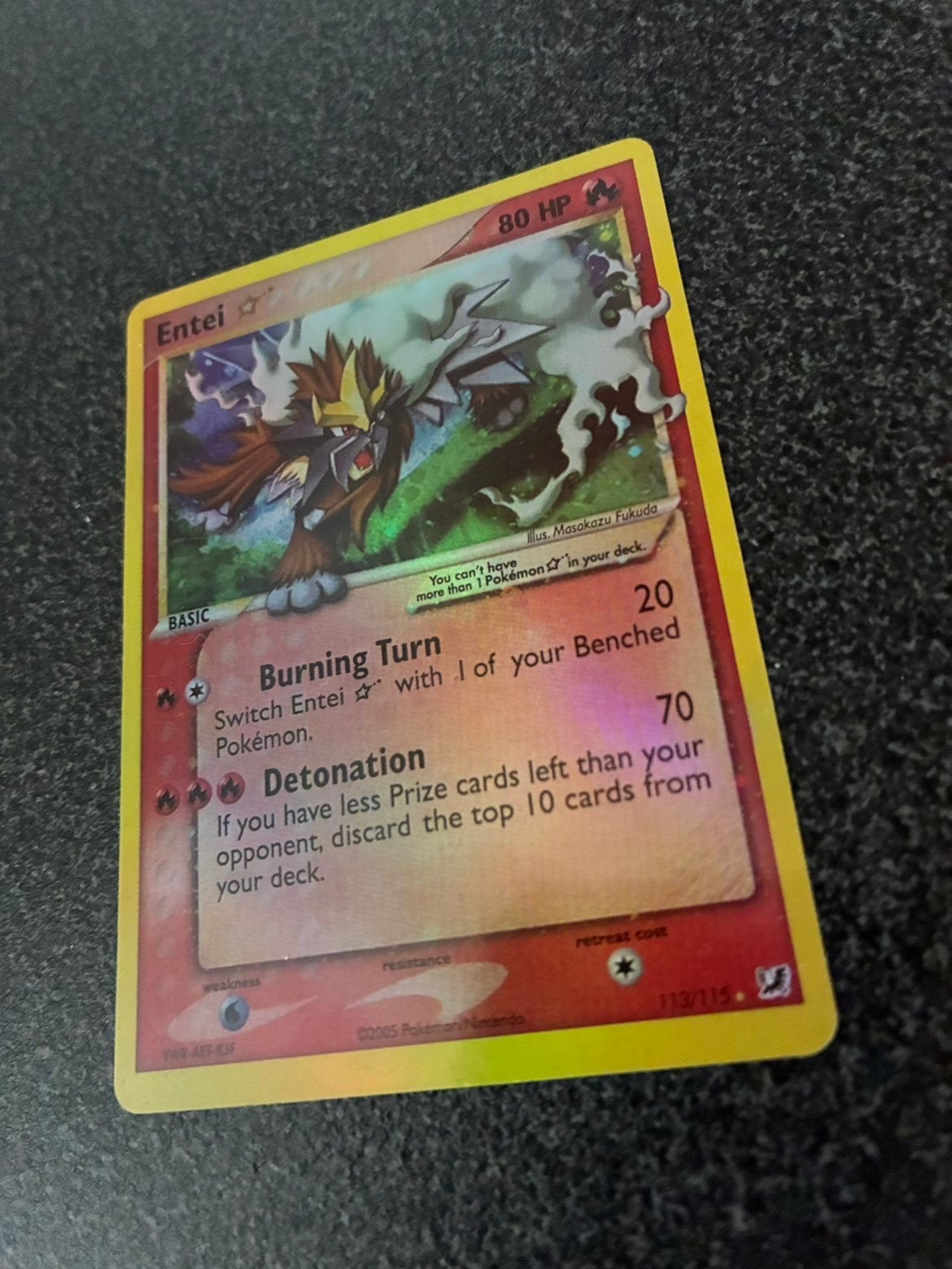 Entei Gold Star 113/115 – EX Forces Cachées 2005, Hobby en Vrije tijd, Verzenden, Zo goed als nieuw