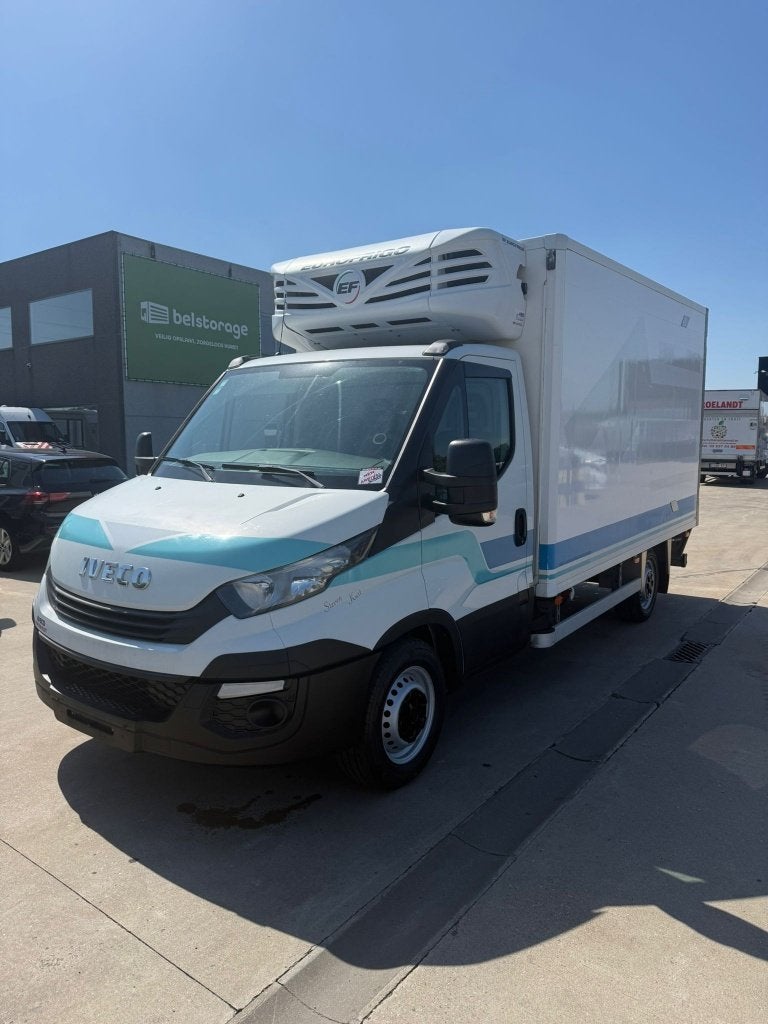 Iveco Daily 35S16 (Numéro de stock 30955), Euro 6, Entreprise, Iveco, Rétroviseurs électriques