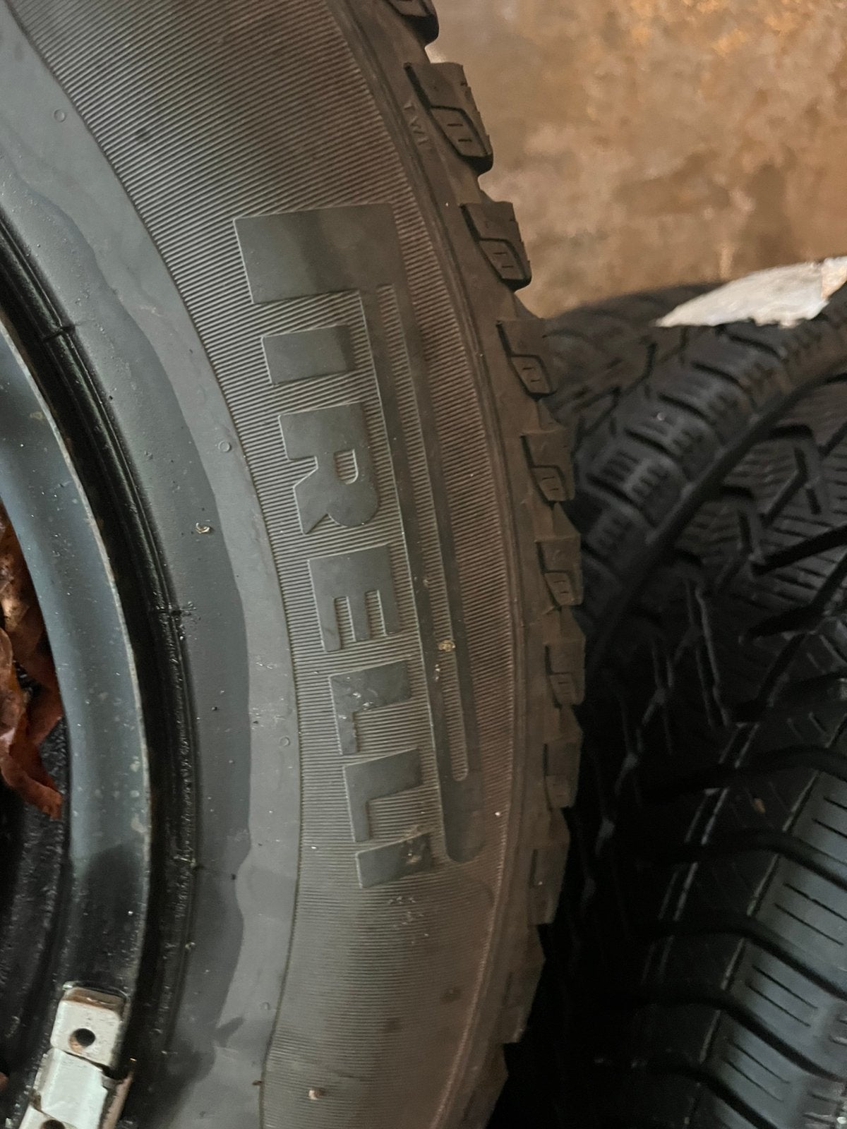 Pneus hiver 195/65/15 michelin pirelli barum, Autos : Pièces & Accessoires, Enlèvement, Pneus hiver, Pneu(s)