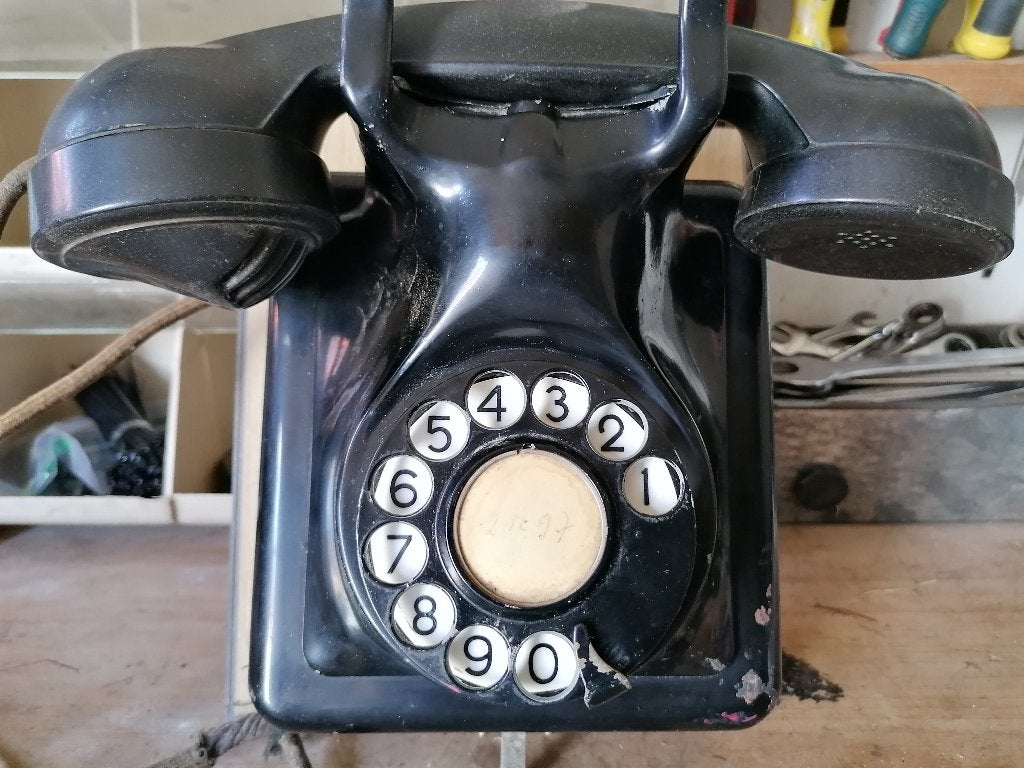 antieke telefoon met draaischijf  :muur hangmodel, Ophalen of Verzenden