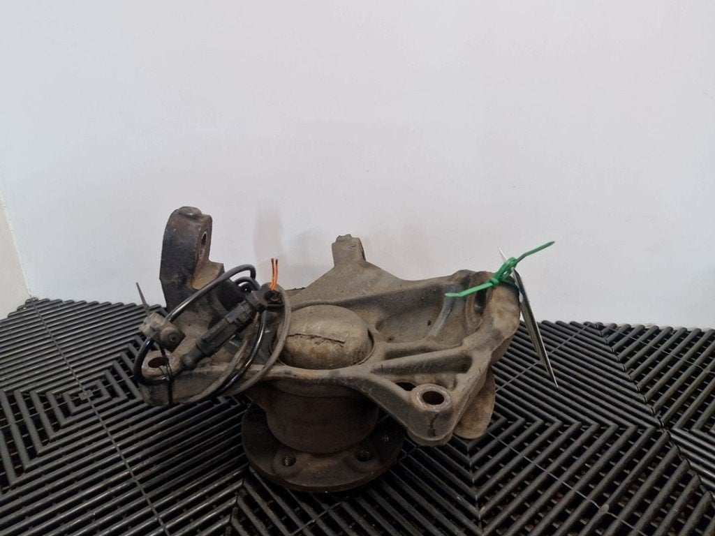 FUSEE AVANT GAUCHE New Daily VI (|5801564327|5802417987|), IVECO Magirus AG, Info@iveco-sw.de, Autres marques automobiles, Nicolaus-Otto-Straße 27
89079  Ulm, DE
