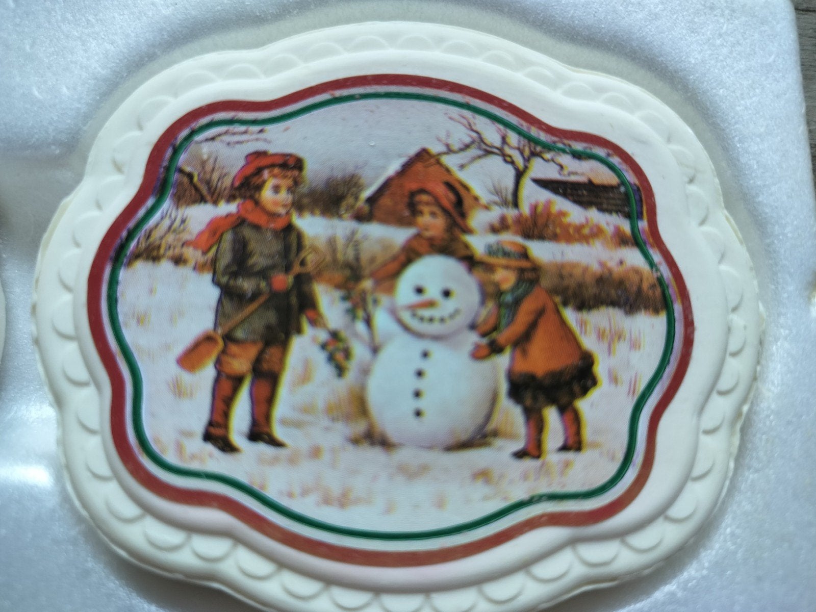 Avon White Christmas, Enlèvement ou Envoi