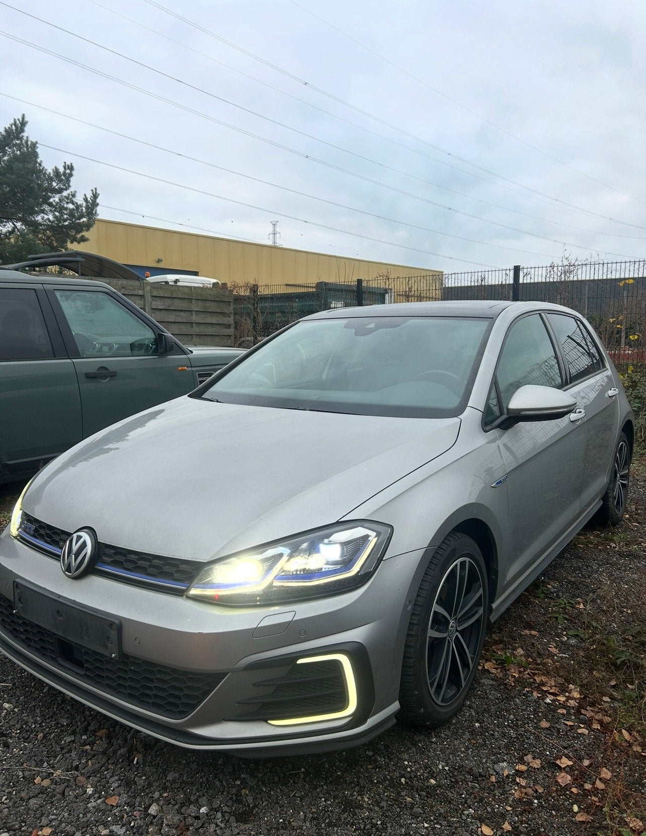 Golf 7.5 GTE FULL OPTION! DSG storing!, Autos, Achat, Hybride Électrique/Essence, Golf, Particulier