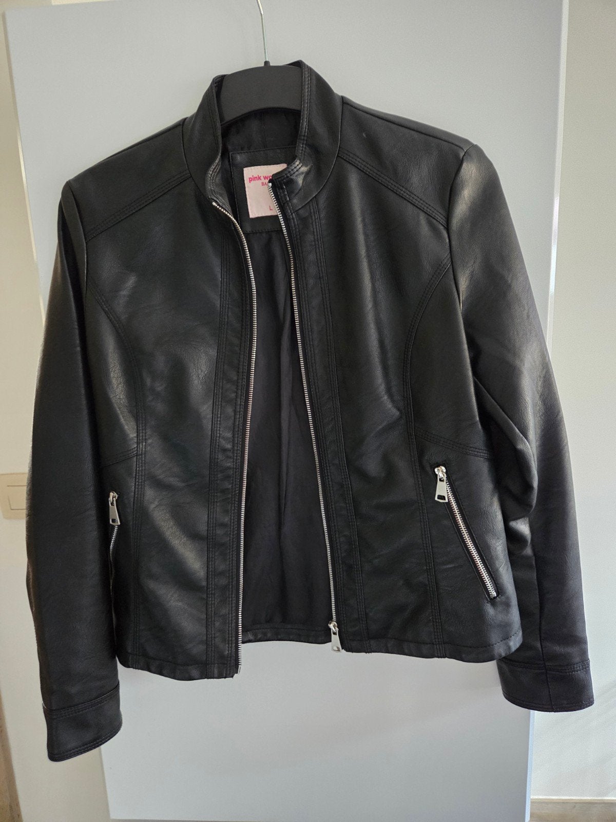 Blouson en similicuir noir S/M, Enlèvement, Comme neuf, Noir, Manteau
