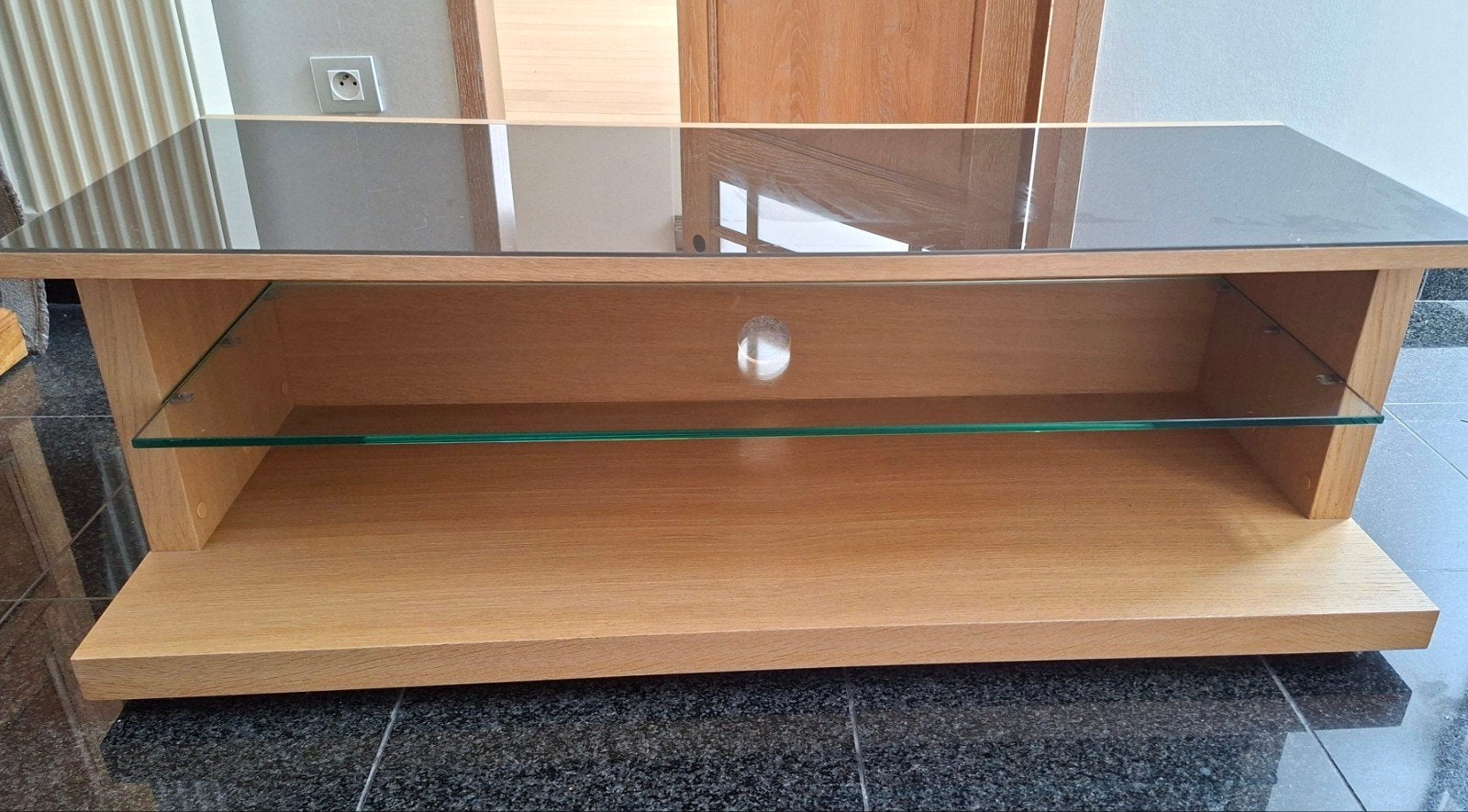 Magnifique meuble TV d'Ernest Menard, Maison & Meubles, Armoires | Mobilier de télévision, Enlèvement