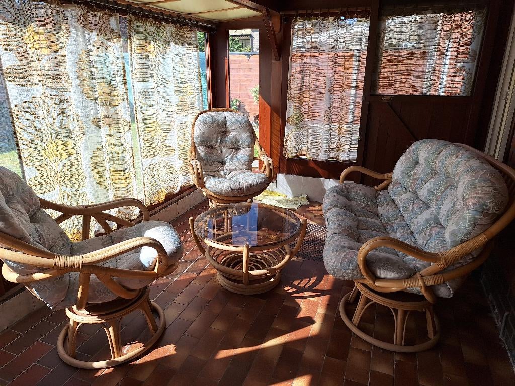 Lounge, Tuin en Terras, Ophalen, 4 zitplaatsen, Gebruikt, Rotan