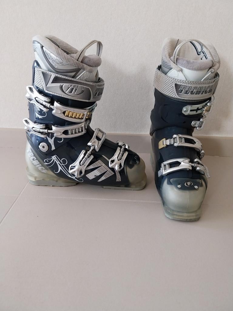 Skibotten Tecnica maat 38, Ophalen