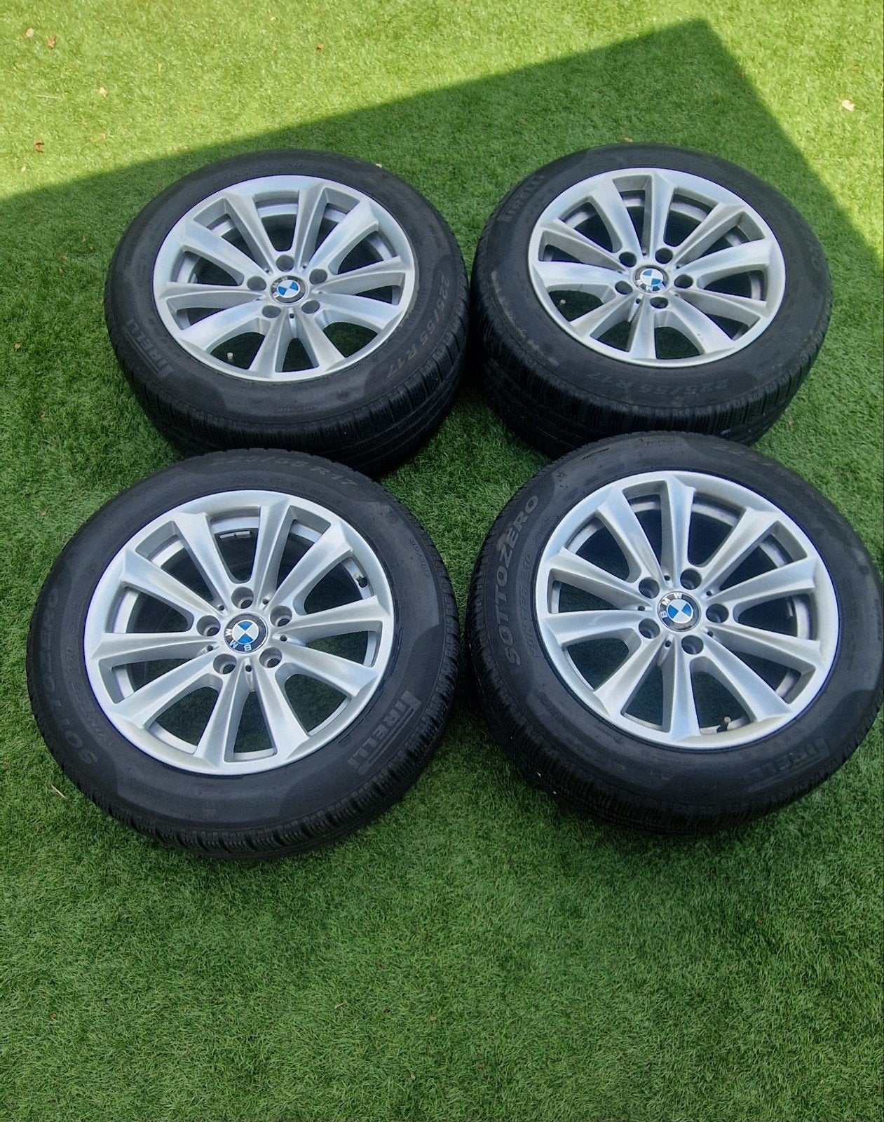 Te koop 4 winterbanden + BMW velgen 225/55 R17, Ophalen, Winterbanden, Band(en)