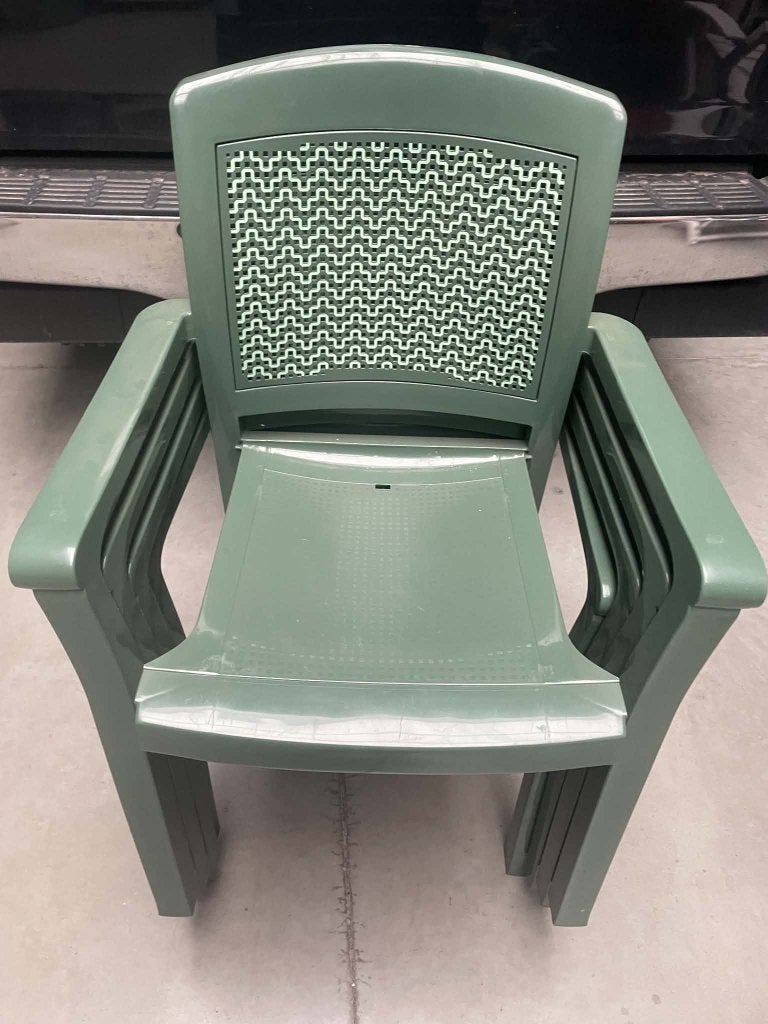 4 nieuwe kunststof tuinstoelen, Ophalen, Zo goed als nieuw, Kunststof
