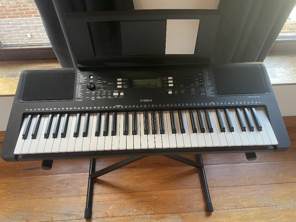 Yamaha PSR-E373 keyboard, Muziek en Instrumenten, Keyboards, Ophalen, 61 toetsen, Aanslaggevoelig, Nieuw