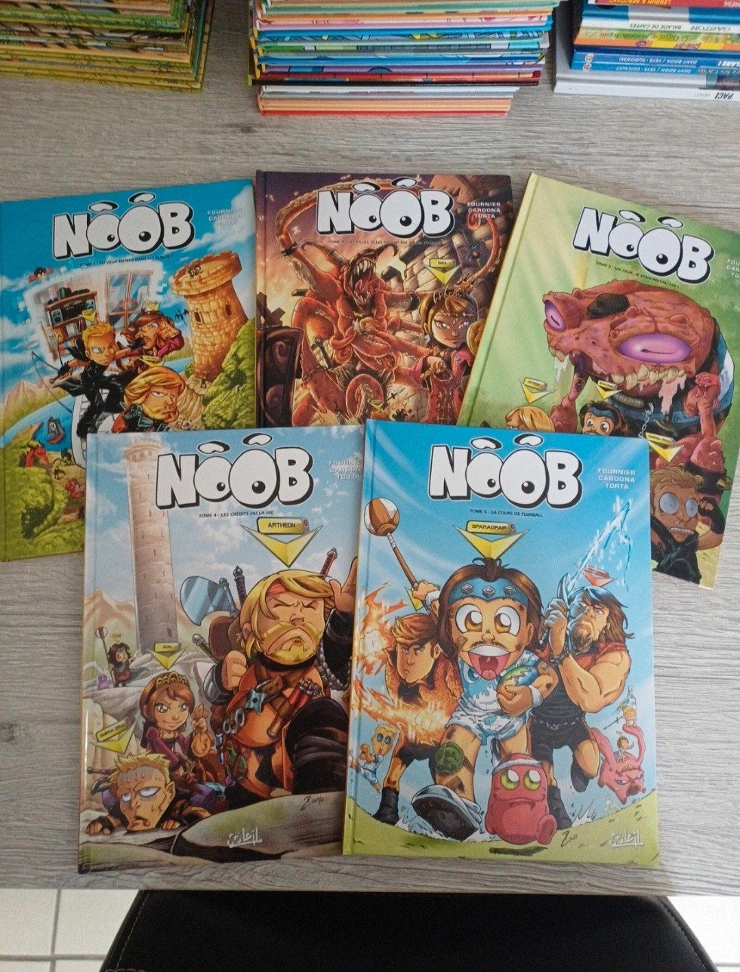 bd Noob 1 tot 5, Meerdere stripboeken, Ophalen of Verzenden, Zo goed als nieuw