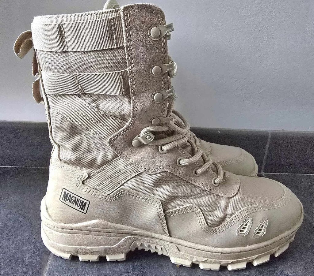 Magnum Raptor 8.0 schoenen - Desert in 42 (grote maat), Ophalen, Overige kleuren, Wandelschoenen, Zo goed als nieuw