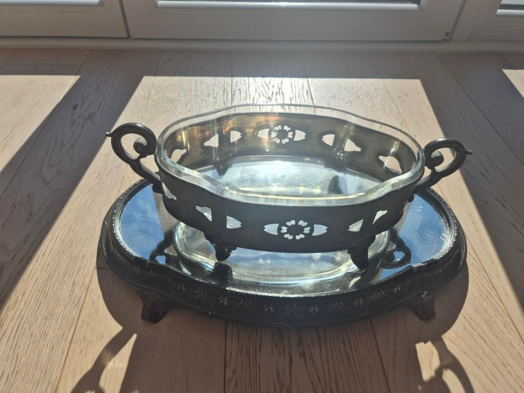 Jardinière ancienne en métal argenté MINERVA, Enlèvement ou Envoi