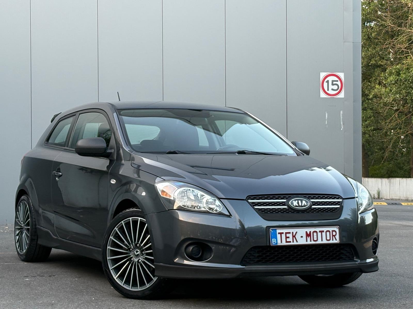KIA C’EED 1.4 BENZINE, GEKEURD, SPORT PAKKET, BLEUTOOTH, Auto's, 1396 cc, 66 kW, 3 deurs, (Pro) Cee d