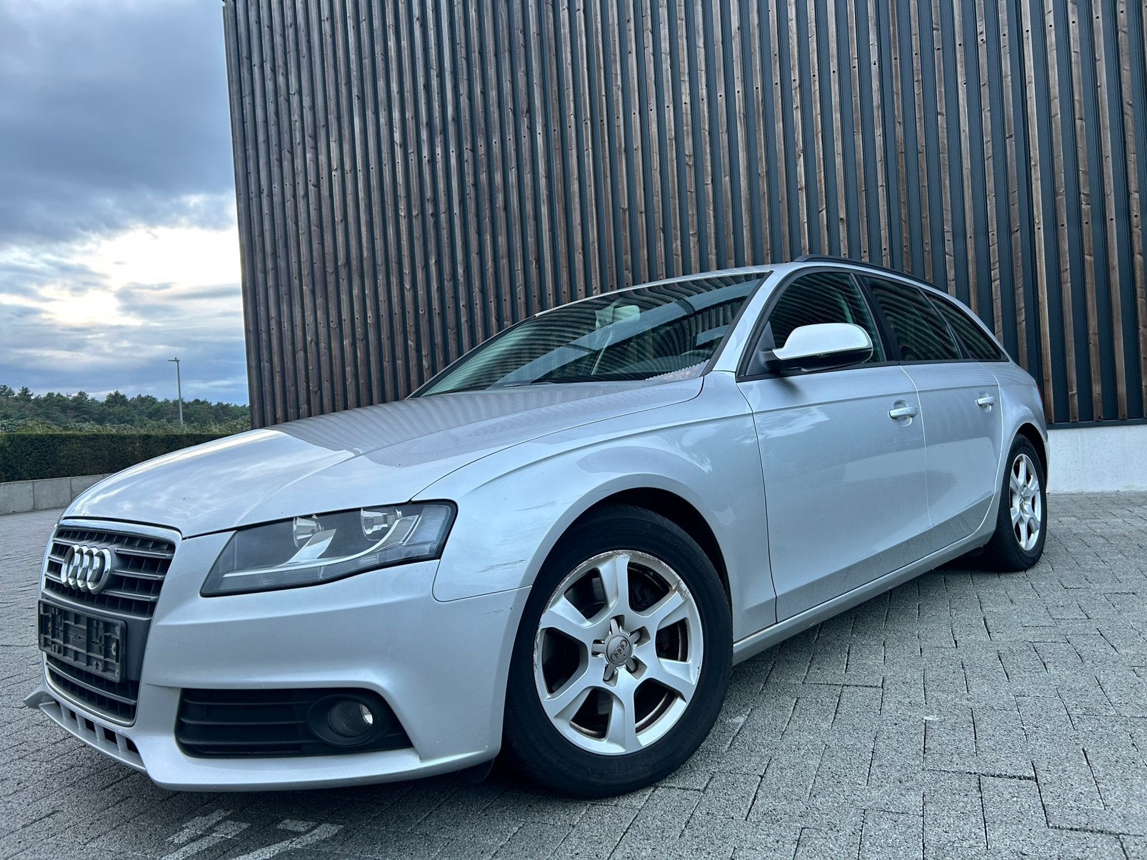Audi A4 2.0 TDI B8 | Pro-Line|Cruise|Trekhaak|Sensoren|Navi, Autos, 100 kW, Achat, Attache-remorque, Boîte manuelle