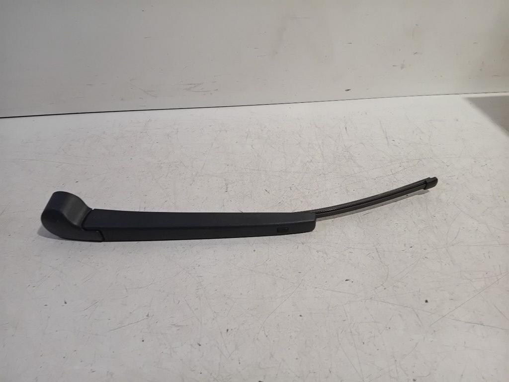 Ruitenwisserarm achterruit Volkswagen Golf, Auto-onderdelen, Onderdelen@venauto.nl, Van der Ven Autorecycling B.V., Gebruikt, Ettenseweg 76, 4706 PB Roosendaal, The Netherlands