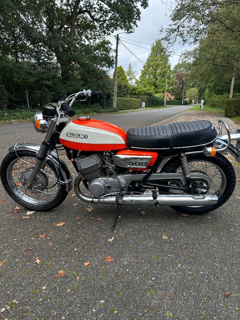 Suzuki T 500, 2 cilinders, Motorrijbewijs A, Gebruikt, Handgeschakeld