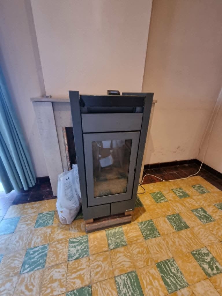 Poêle à pellets, Maison & Meubles, Poêles, Autres carburants, Enlèvement, Utilisé, Poêle à granulés