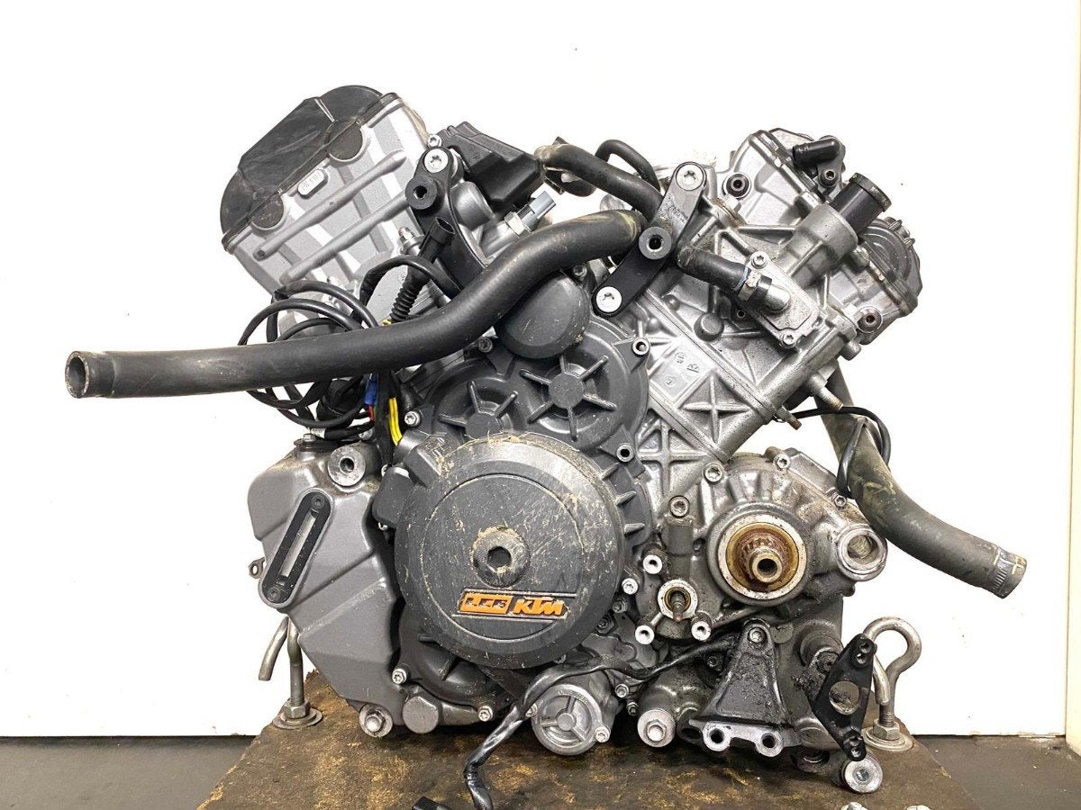 MOTORBLOK KTM 1290 Super Duke R 2020 (01-2020/12-2020), Dhr. S. di Majo, Gebruikt, Info@cama-motorparts.nl, P.J. Troelstraweg 8 8
3144 CX  MAASSLUIS, NL