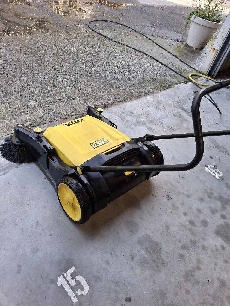 veegwagen, Tuin en Terras, Ophalen, Gebruikt, Kärcher