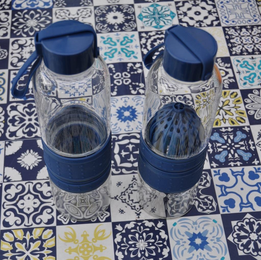 2 glazen flessen voor aromatisering van water, Ophalen, Zo goed als nieuw