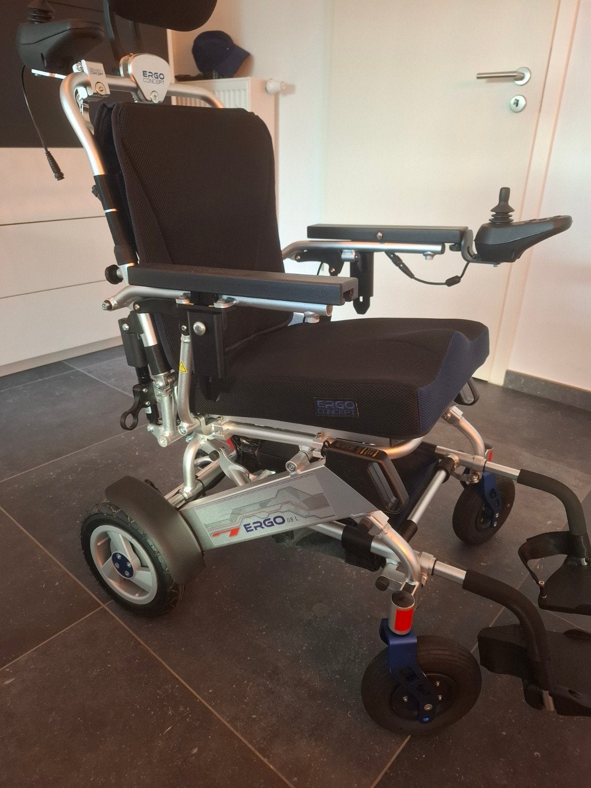 Super fauteuil roulant électrique pliable ERGO CONCEPT, Divers, Enlèvement, Pliant, Fauteuil roulant électrique