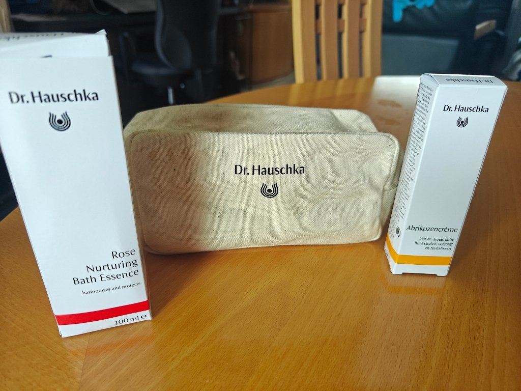 Bain Rose en creme  Dr. Hauschka, Ophalen of Verzenden, Nieuw, Overige typen