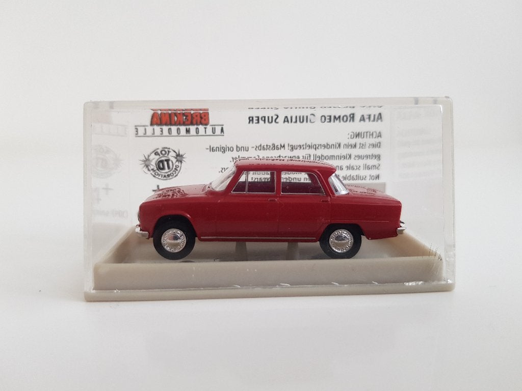 Alfa Romeo Giulia Super - Nieuw in ongeopende verpakking, Hobby & Loisirs créatifs, Voitures miniatures | 1:87, Enlèvement ou Envoi