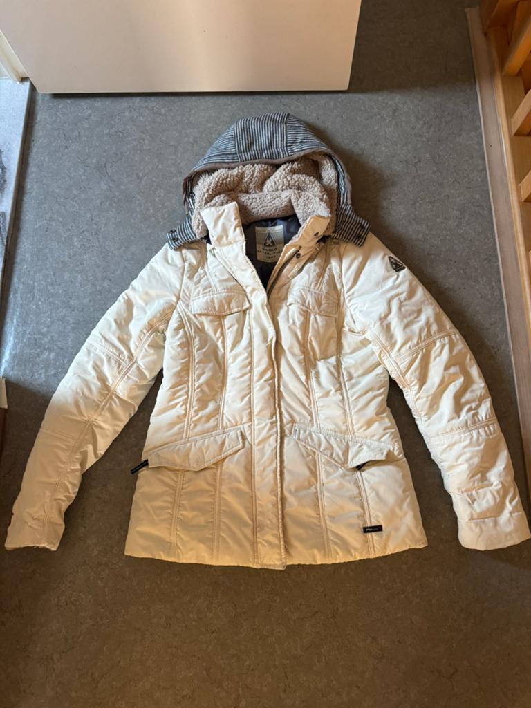 Damesjas Large, Kleding | Dames, Wintersportkleding, Ophalen of Verzenden, Zo goed als nieuw