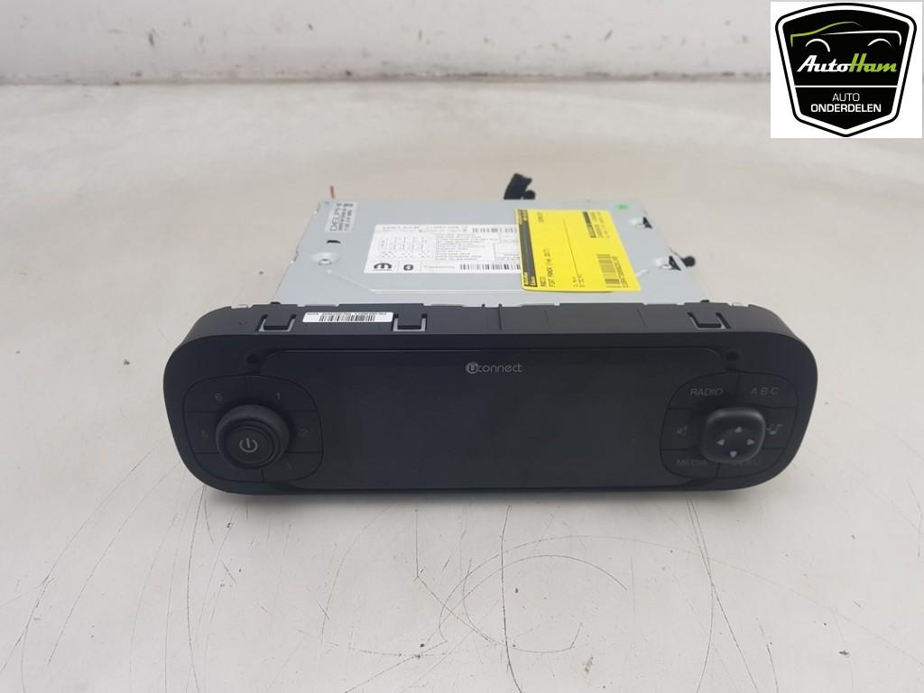 RADIO Fiat Panda / Pandina (312) (01-2012/-), Utilisé, Fiat