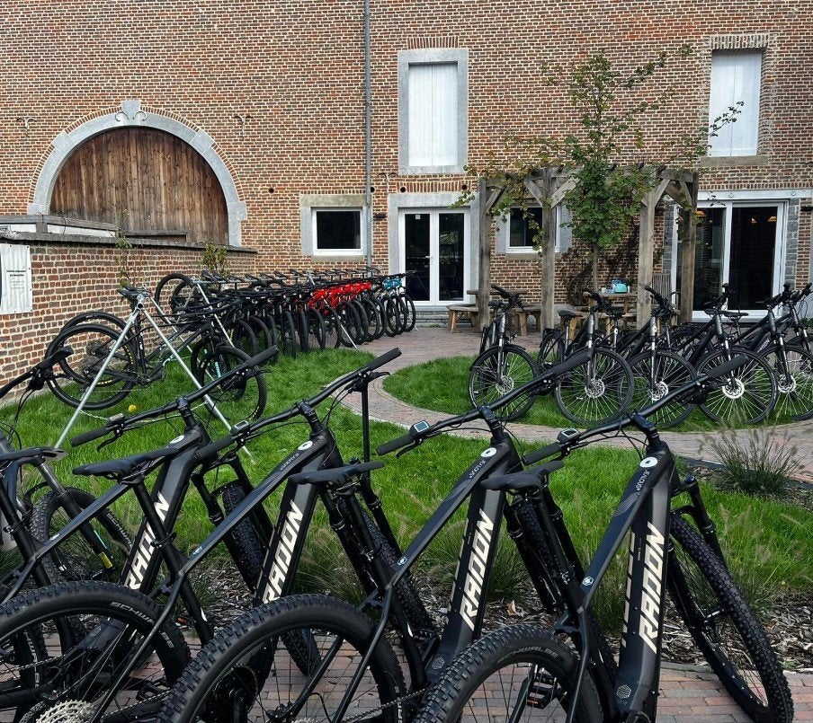 Elektrische fietsen verhuur Ardennen, Vélos & Vélomoteurs, Vélos électriques, Comme neuf, Enlèvement